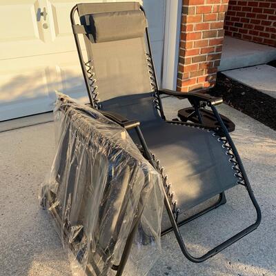 Lot 301G: Outdoor Reclining Chairs