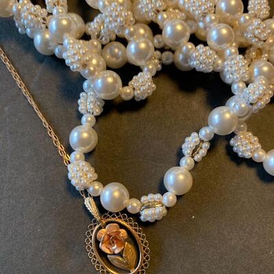 Lot 412: Vintage & Newer Costume Jewelry
