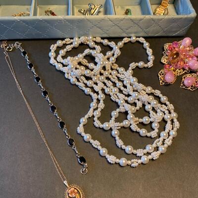 Lot 412: Vintage & Newer Costume Jewelry