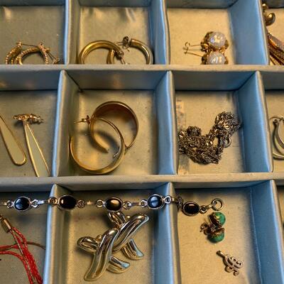 Lot 412: Vintage & Newer Costume Jewelry