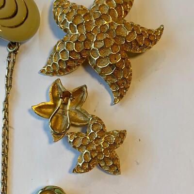 Lot 408: New and Vintage Jewelry
