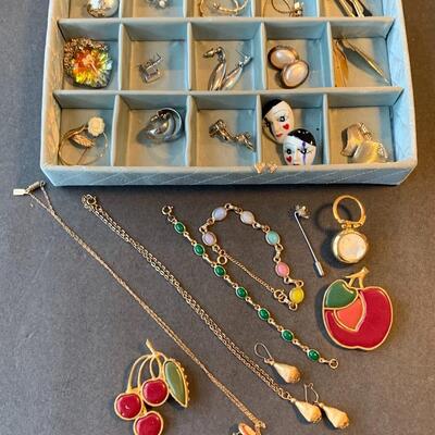 Lot  436: Vintage & New Jewerly