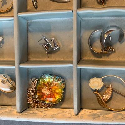 Lot  436: Vintage & New Jewerly