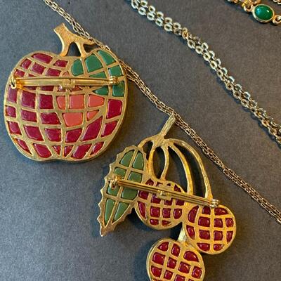 Lot  436: Vintage & New Jewerly