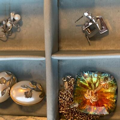 Lot  436: Vintage & New Jewerly