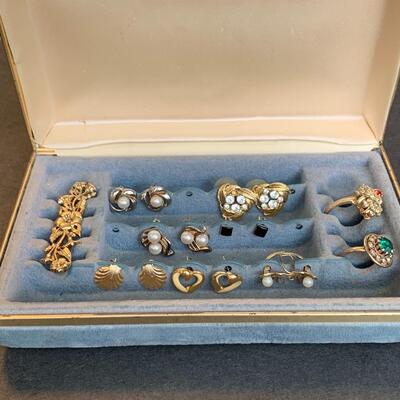 Lot 433: New & Vintage Jewerly