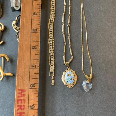 Lot 433: New & Vintage Jewerly