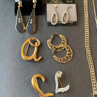 Lot 433: New & Vintage Jewerly