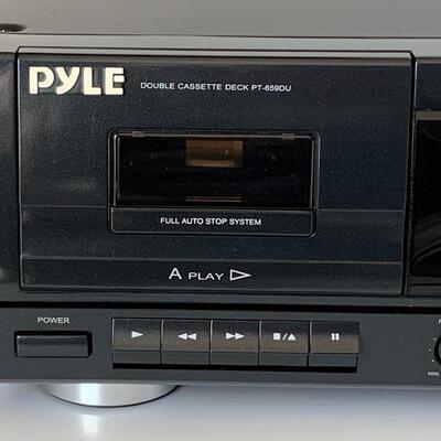 Lot 398: Pyle Double Cassette Deck