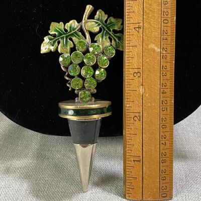 Rhinestone Green Grapes Wine Bottle Stopper