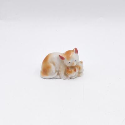 â€œOCCUPIED JAPANâ€ MINI CERAMIC CAT FIGURINE