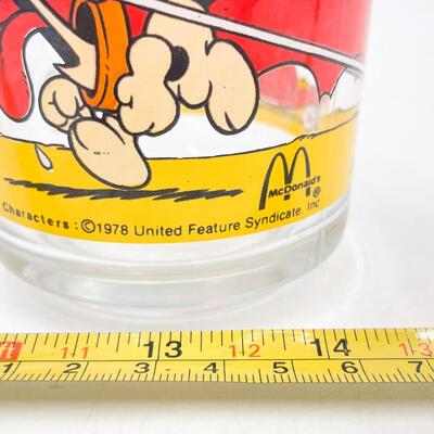 1978 MCDONALDâ€™s GARFIELD & ODIE GLASS MUG