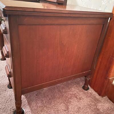 VINTAGE SOLID WOOD TYPEWRITER DESK