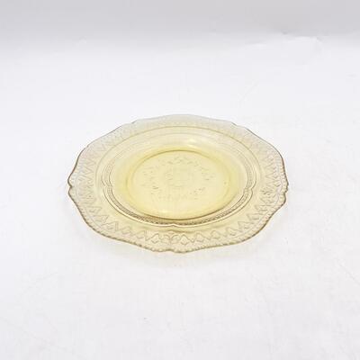 VINTAGE 6â€ YELLOW DEPRESSION GLASS PLATE