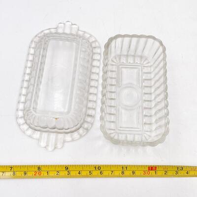 VINTAGE SMALL CLEAR GLASS BUTTER DISH