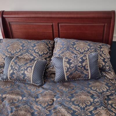 Lot 358: Queen Size Bed Frame W/ Headboard & Comforter Set