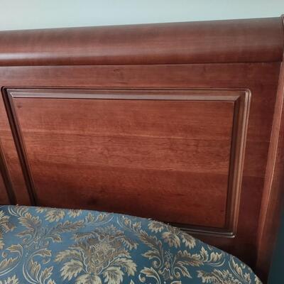 Lot 358: Queen Size Bed Frame W/ Headboard & Comforter Set