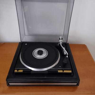 Lot 362: Vintage BSR Automatic Turntable