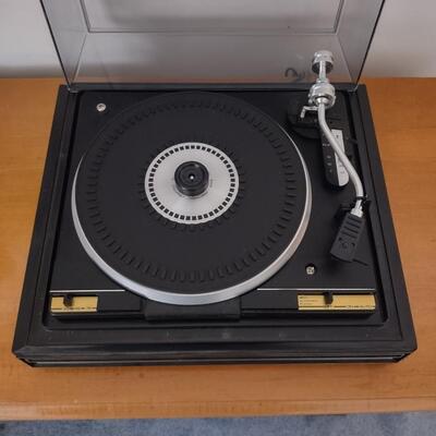 Lot 362: Vintage BSR Automatic Turntable