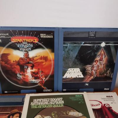 Lot 363: RCA Select A Vision Video Disc Player With Video Discs & Box