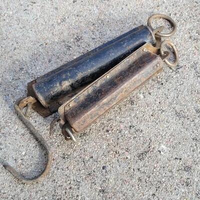 Lot 102: (2) Antique Hand Weight Scales