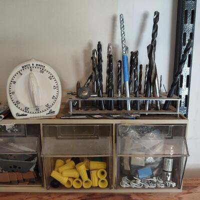 Lot 381: Craftsman Drill, Fluke Multimeter, & Much More
