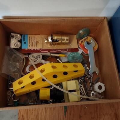 Lot 381: Craftsman Drill, Fluke Multimeter, & Much More