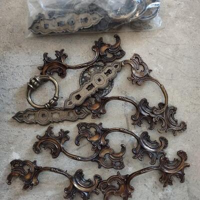 Lot 382: Hardware Lot