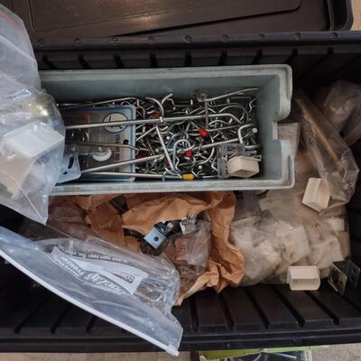 Lot 382: Hardware Lot