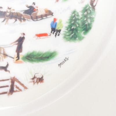 *LIMITED 1ST EDITION* 10â€ GRANDMA MOSES CHRISTMAS PLATE - â€œOUT FOR THE CHRISTMAS TREEâ€