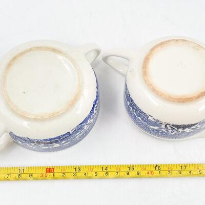 ROYAL CHINA BLUE WILLOW WARE CREAMER & SUGAR SET