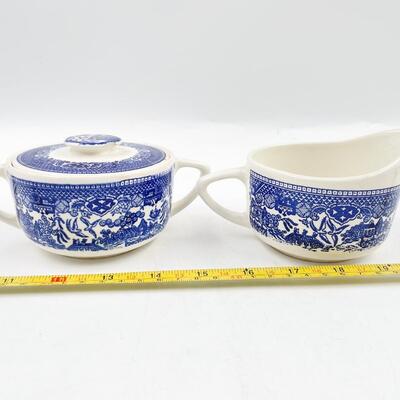 ROYAL CHINA BLUE WILLOW WARE CREAMER & SUGAR SET