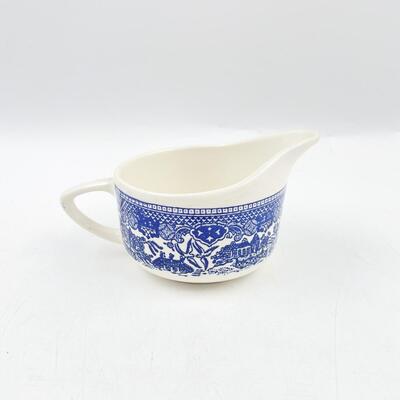 ROYAL CHINA BLUE WILLOW WARE CREAMER
