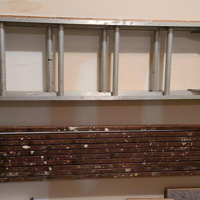 Lot 389: Aluminum Extension Ladder and Wood Scaffolding