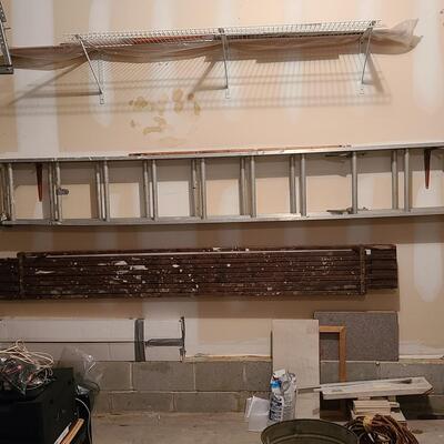 Lot 389: Aluminum Extension Ladder and Wood Scaffolding