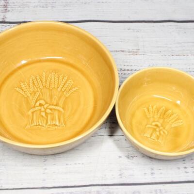 Pair of Vintage Franciscan Made in California Ceramic Wheat Bowls