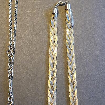 Lot 410: Lot of Vintage Fashion Necklaces: Owls and More