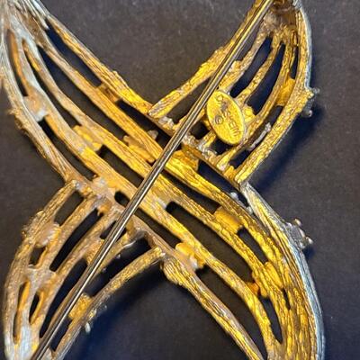 Lot 4089: Vintage Brooches, Earrings, Necklaces and More (Some Signed)