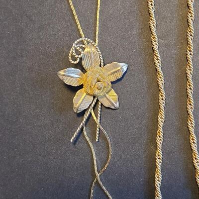 Lot 4089: Vintage Brooches, Earrings, Necklaces and More (Some Signed)