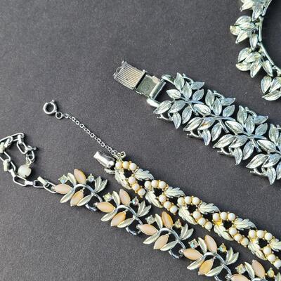 Lot 432: Vintage Coro "Chunky"  Necklace Set and More