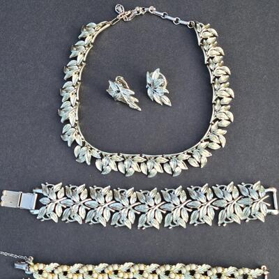Lot 432: Vintage Coro "Chunky"  Necklace Set and More