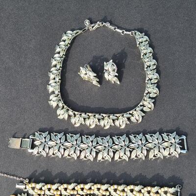 Lot 432: Vintage Coro "Chunky"  Necklace Set and More