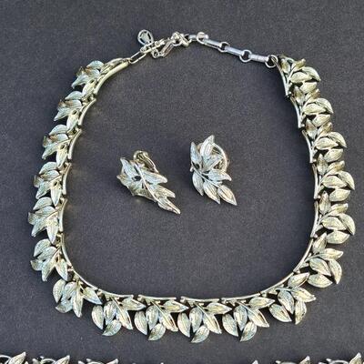 Lot 432: Vintage Coro "Chunky"  Necklace Set and More