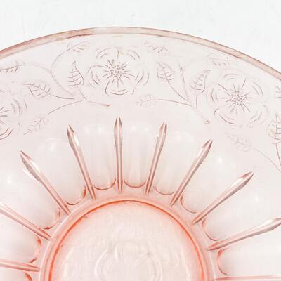 VINTAGE 7â€ PINK/PEACH DEPRESSION GLASS BOWL