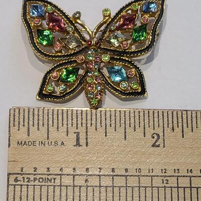 Lot 424: HTF Vintage Weiss Multicolor Stone Butterly Brooch