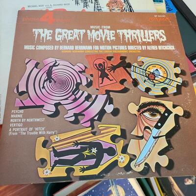 Lot 510: Vintage Records: Wizard of Oz, Gone with Wind, Madame Butterfly and More