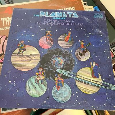 Lot 510: Vintage Records: Wizard of Oz, Gone with Wind, Madame Butterfly and More