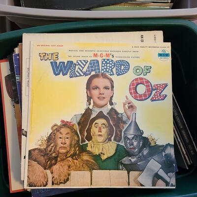 Lot 510: Vintage Records: Wizard of Oz, Gone with Wind, Madame Butterfly and More