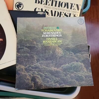 Lot 510: Vintage Records: Wizard of Oz, Gone with Wind, Madame Butterfly and More