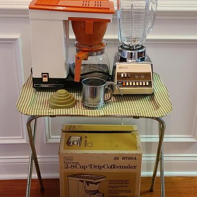Lot 505: Vintage MCM Kitchen Lot: Metal Serving Trays, Coffee Maker, Chrome Blender and More